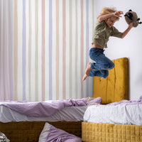 RB418 Behang Delicate Stripes Multi Perzik - wallpaper, papier peint, behang, tapete