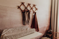 RB253 Behang Layered Red - roomblush
