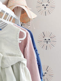 RB347 Behang Leo beige - roomblush