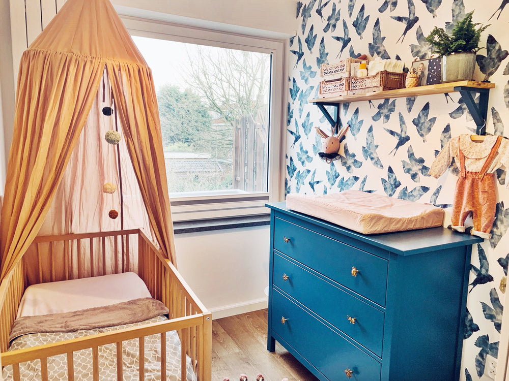 RB212 Behang Swallows blue - roomblush